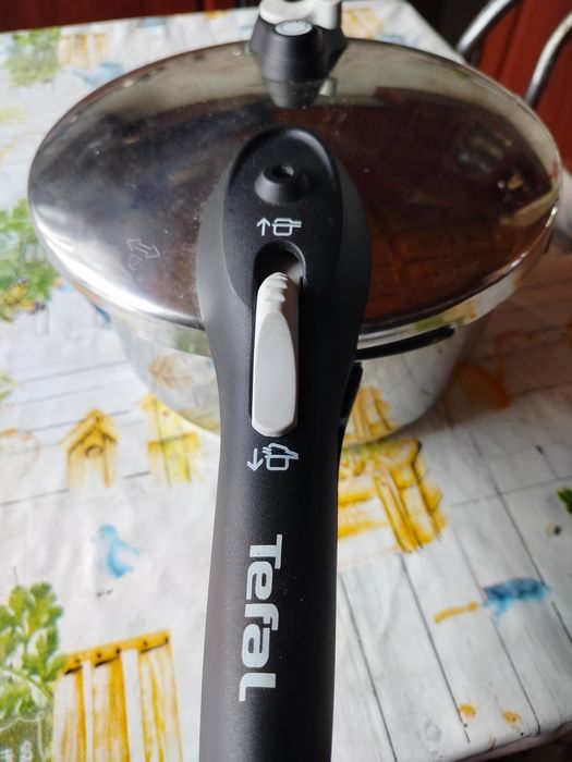 Szybkowar Tefal z sitkiem