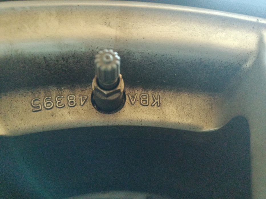 Колеса в зборі 235/65/17 Зимові