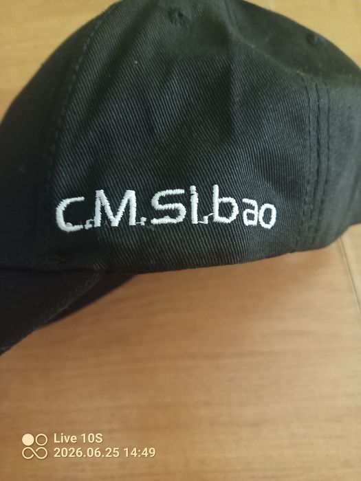 Czapka z daszkiem