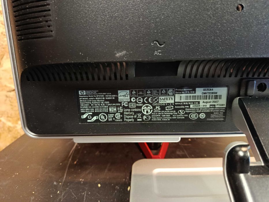 Monitor LCD marki HP