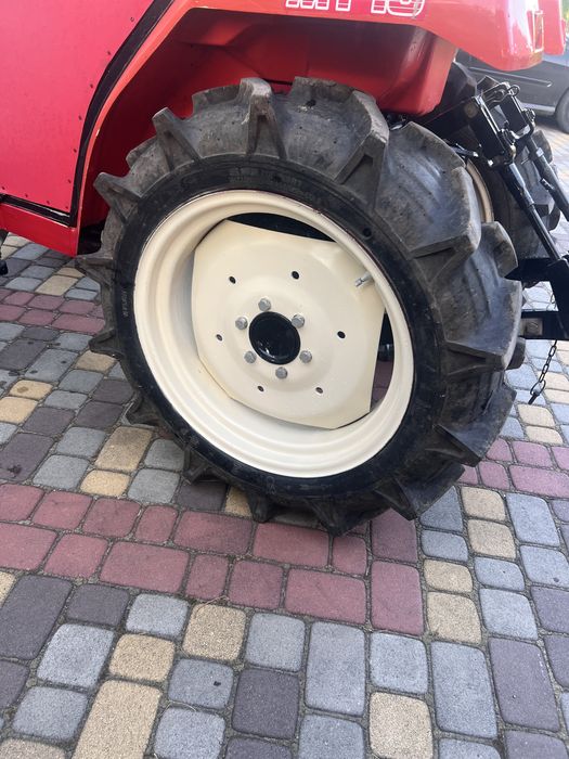 Японський міні трактор Mitsubishi mt18 kubota iseki yanmar hinomoto