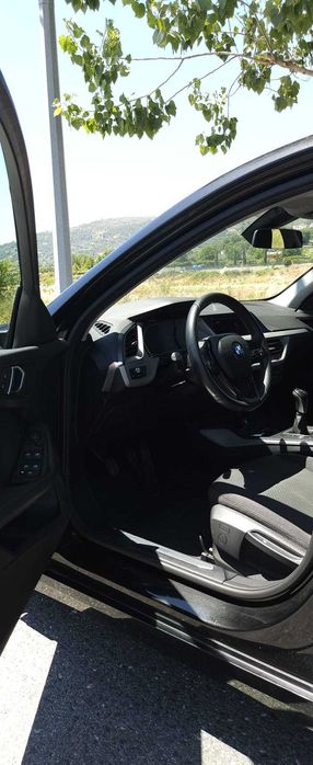 2021 BMW serie 1 D