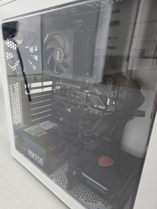 PC Trabalho/Gaming — Ryzen 7 2700X | GTX 1650 | SSD 1TB | 8GB RAM