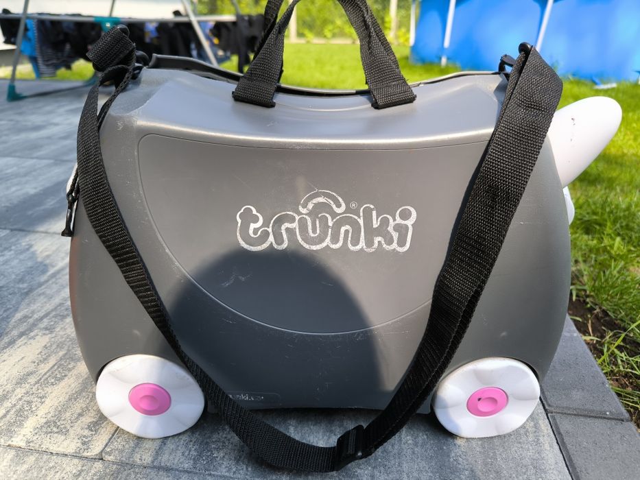 Walizka dziecięca na kółkach trunki kot kotek szara