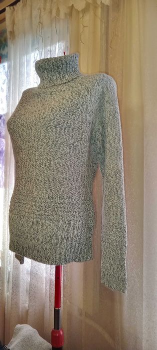 Свитер женский теплый 48-52