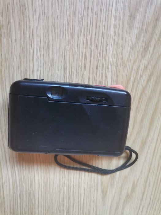 Câmera máquina fotográfica analógica antiga gato