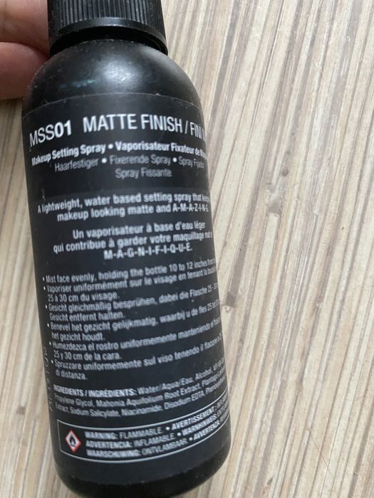 Nyx matt finish spray