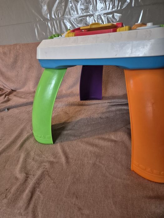 Stolik edukacyjny fisher price