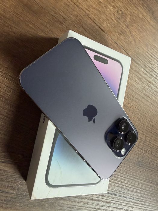 Iphone 14 pro purple