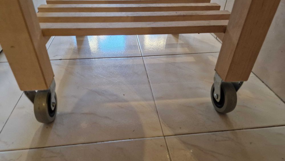 Carrinho de cozinha IKEA, madeira maciça