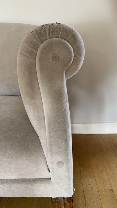 Antyczna sofa klubowa w stylu Biedermeier