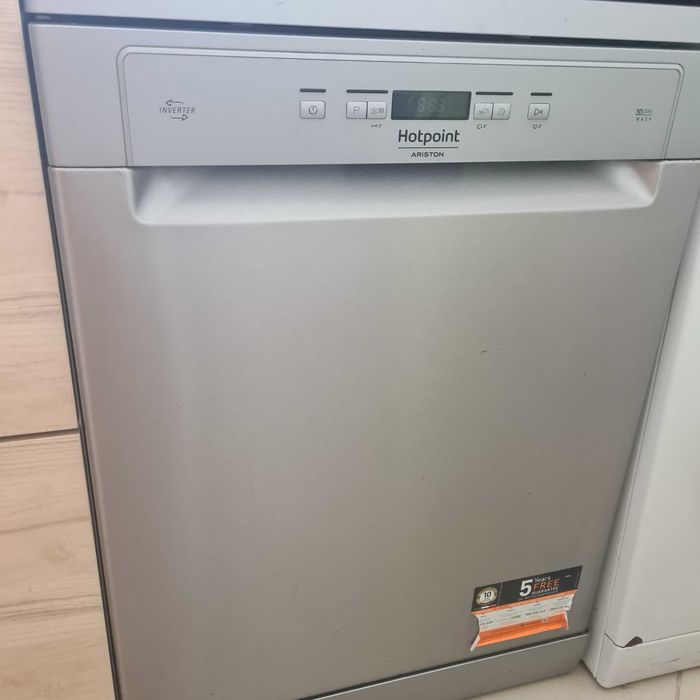 Máquina de lavar loiça Hotpoint