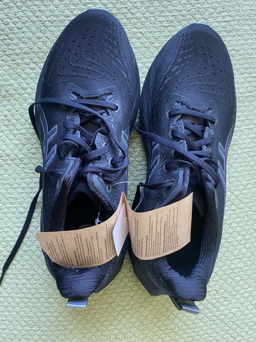 Sapatilhas Asics Novablast 4 NOVAS