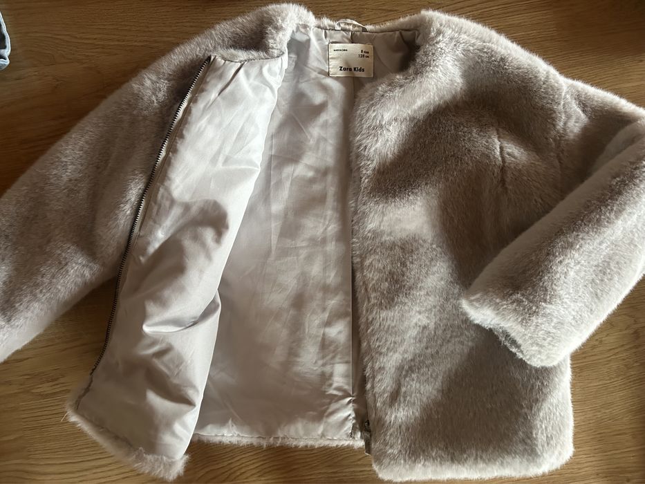 Kurtka futerko Zara 128