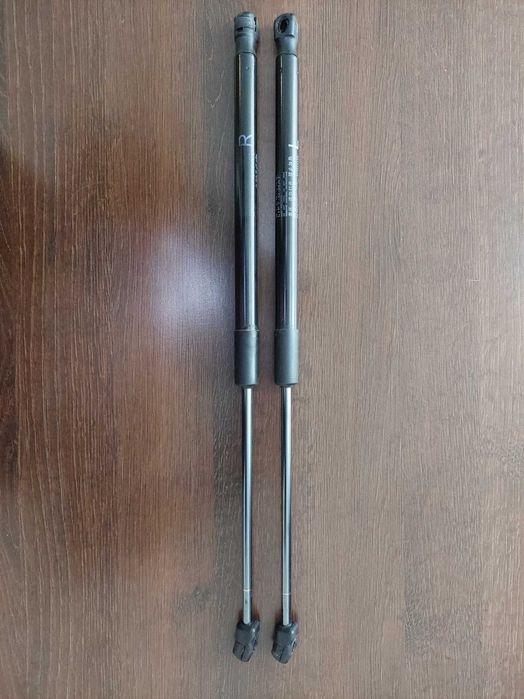 Амортизатор (газовый упор) капота Honda Accord IX