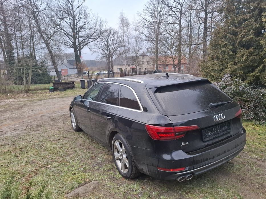 Audi a4 b9 2015r. 2.0D automat radary wirtual kokpit ksiazka .Dania