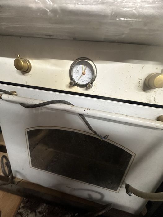 Духовка +газовая  поверхность