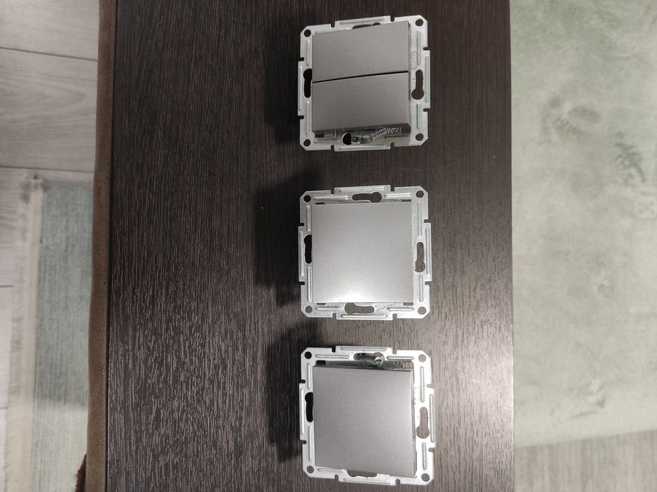 Вимикачі Schneider Electric Asfora