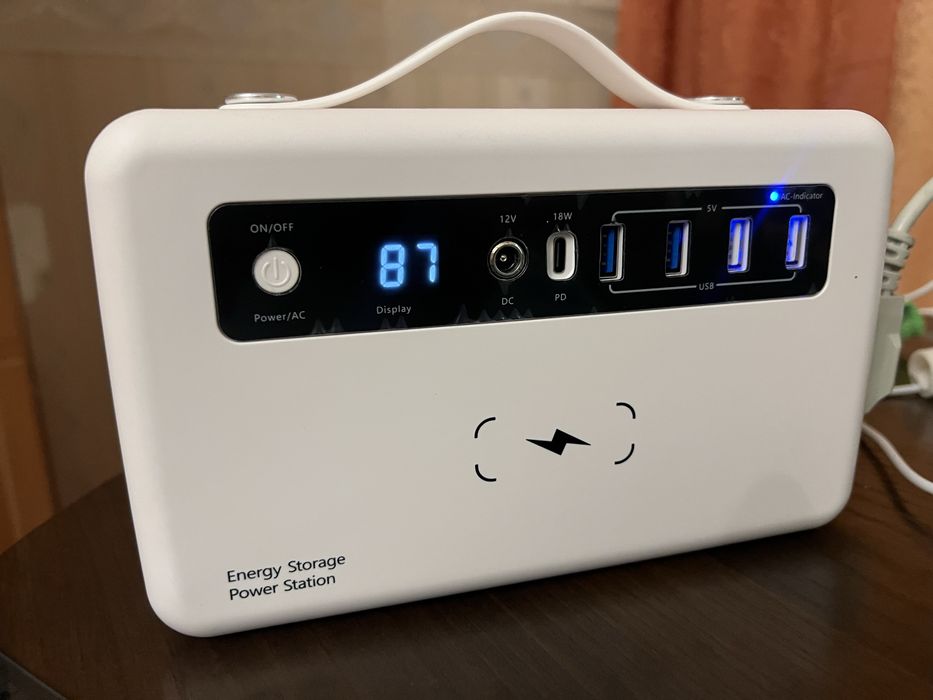 Зарядна станція Xin Chi Shi FF-300 300W идеально для роутера, мини пк