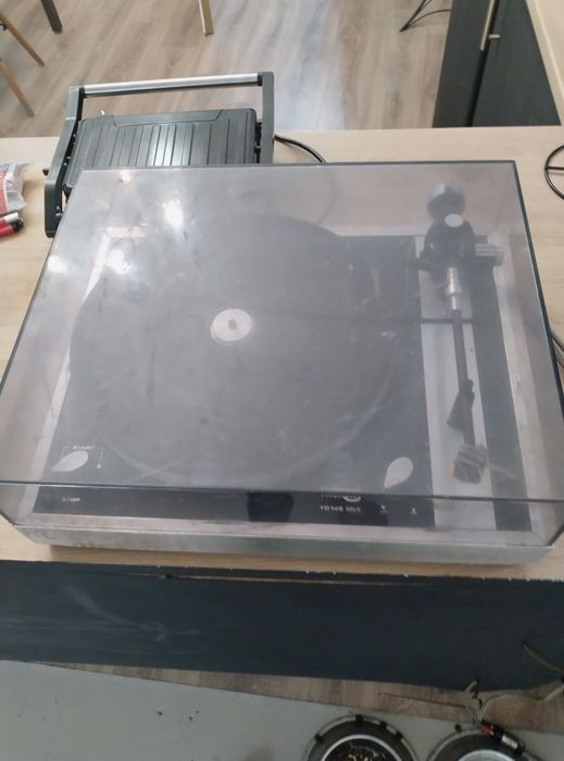 Gira discos Thorens 145 mk3