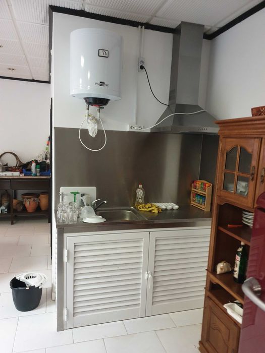 Loja para venda no centro da vila