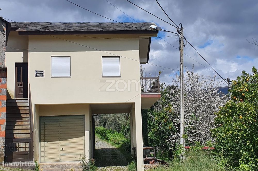 Moradia T2 - Vitoreira, Castro Daire