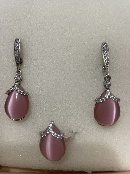 Елегантний набір сережки та каблучка 925 проби