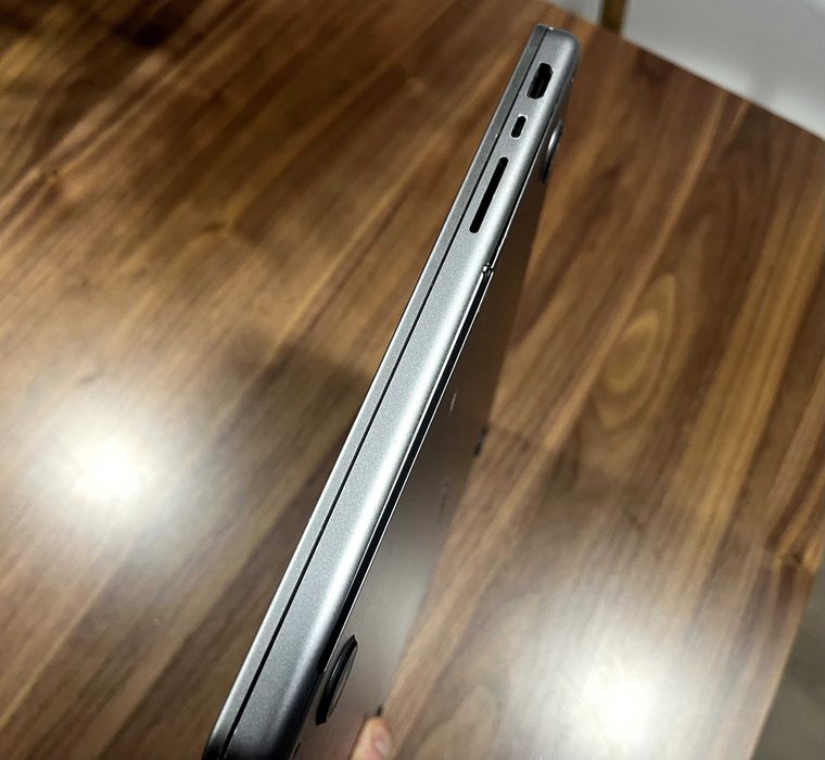 2021 MacBook Pro 14" M1 Max 32GB/1TB - bateria do wymiany