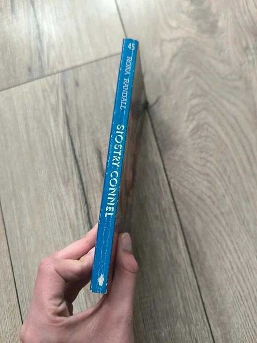 Książka Tobą Randall Siostry Connel Romans Phantompress