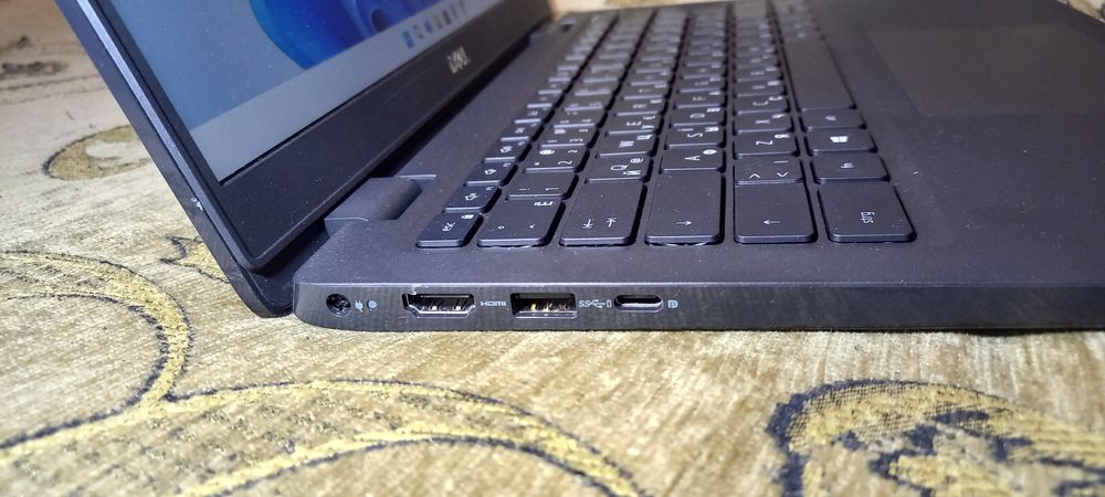 Бизнес серия Ноутбук Dell latititude/ IPS/I3/16/256 SSD Гарантия