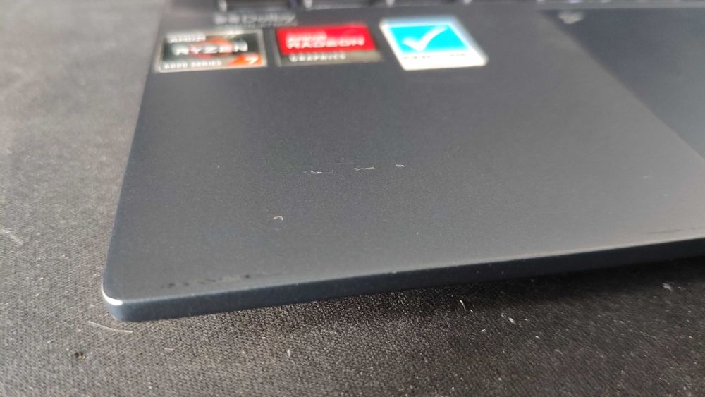 Asus Zenbook S13 R7-6800U/16GB/1TB/OLED Norweska Klawiatura