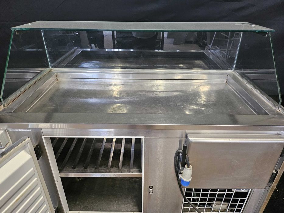 Mesa fria para peixe ou carne