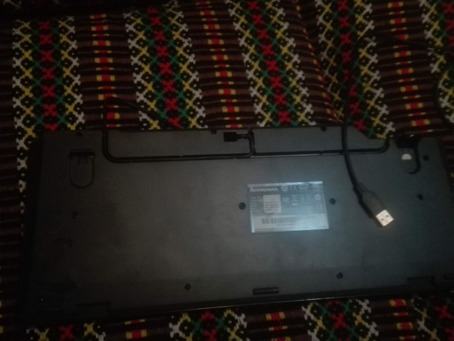 teclado . . . .     .