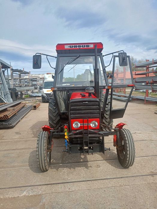 Traktor Ursus3512