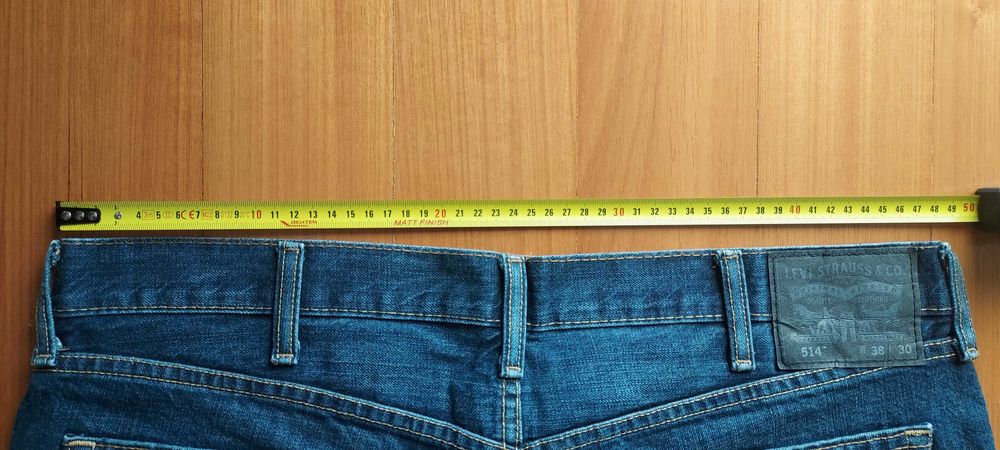 Calças de ganga homem tamanho 49 Levis