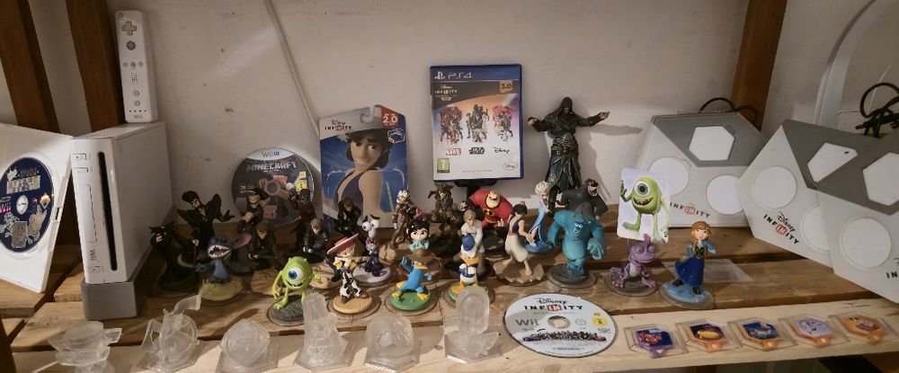 Nintendo wii+ Diney infinity 3.0 + 1.0+ jogos wii