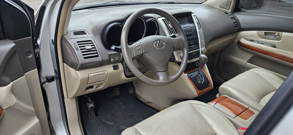 Продам Лексус рх350