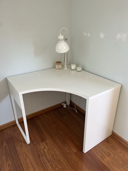 Białe Biurko narożne