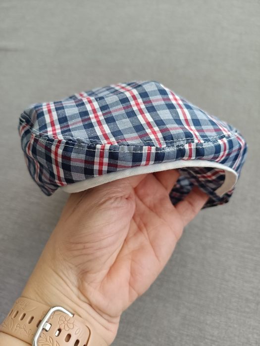 Nowy cieniutki kaszkiet rozm. 52