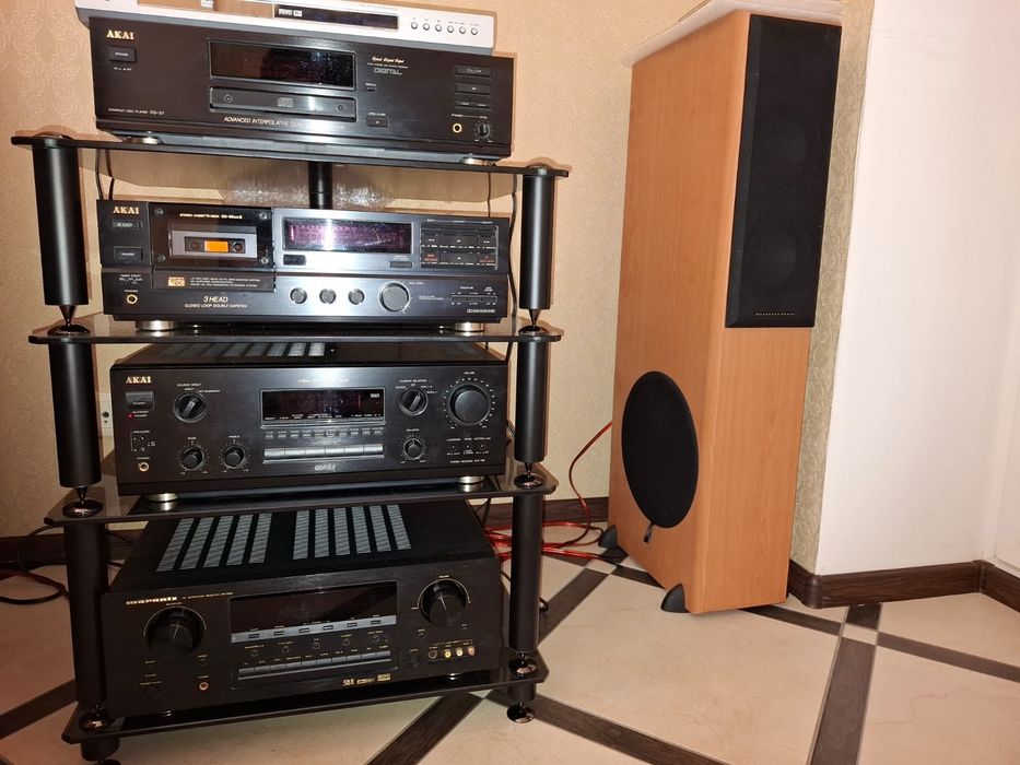 Продам аудио комплекс AKAI