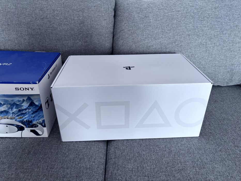 Продам PlayStation VR2