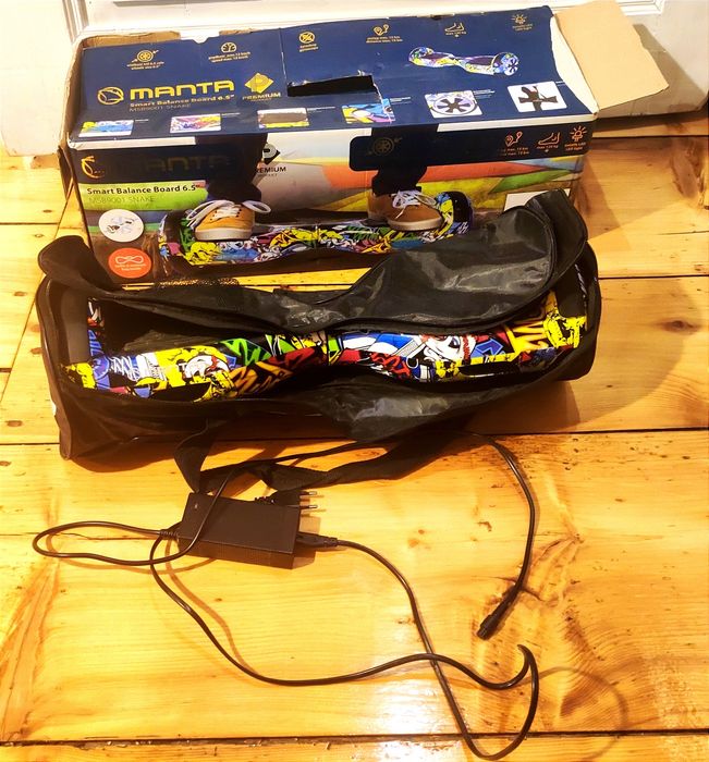 Hoverboard elektryczna deska firmy Manta MSB9001 SNAKE