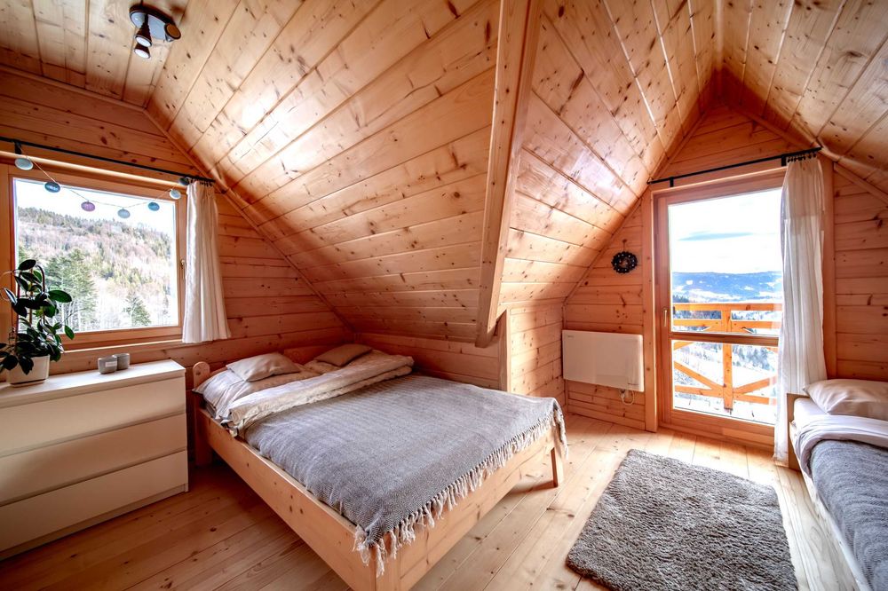 Domek z kominkiem w górach widok na Tatry ferie jacuzzi balia wczasy cisza, Gorce, owce