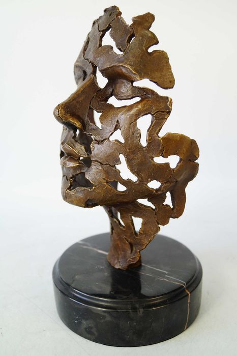 TWARZ figura z brązu rzeźba modernistyczna brąz