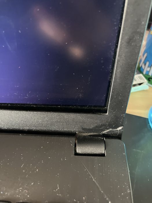 ASUS ROG Strix – i7 / 16GB RAM / GTX (para peças ou uso com danos)