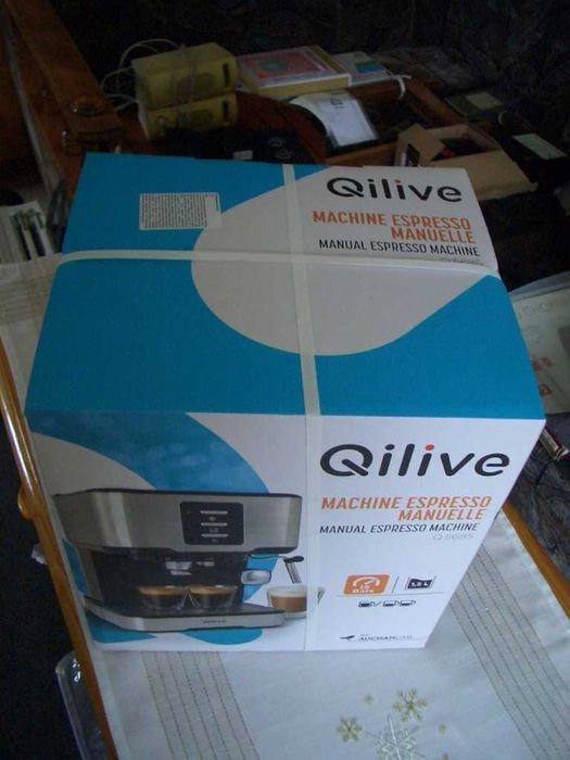 Ekspres ciśnieniowy kolbowy 850W Q5685 15 bar. Nowy