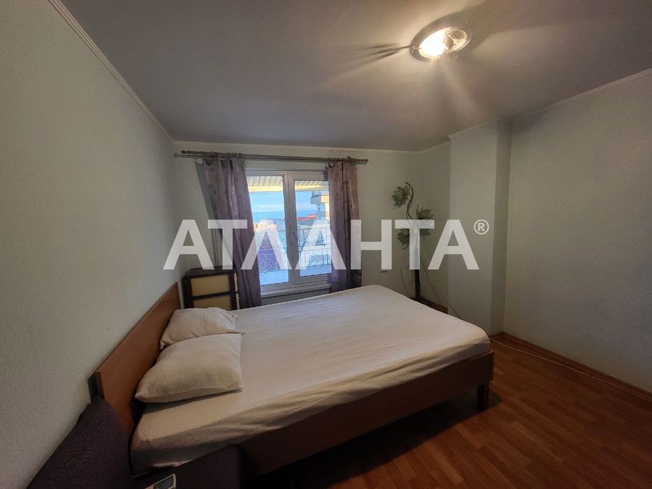 Дом-дача с мезонином возле моря, район Совиньона