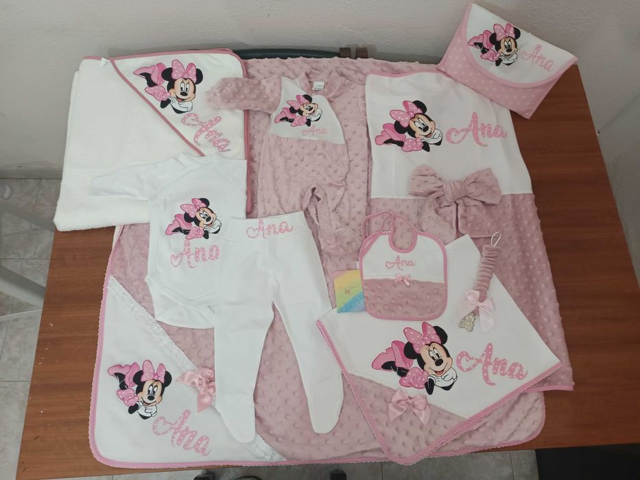 1 roupinha de bebé personalizadas
