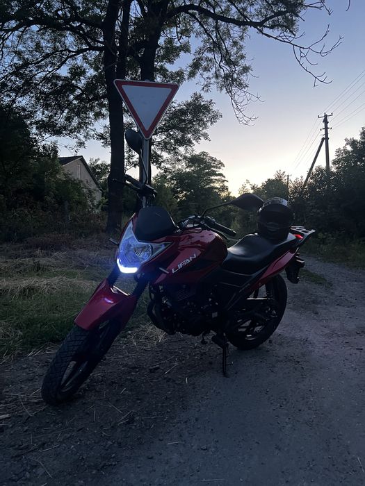 Мотоцикл Lifan CCR 150-2e