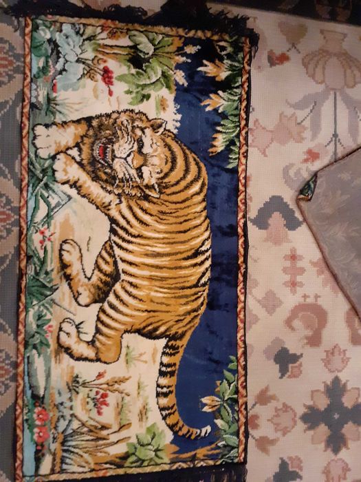 Tapestry with Tiger64740325615233124